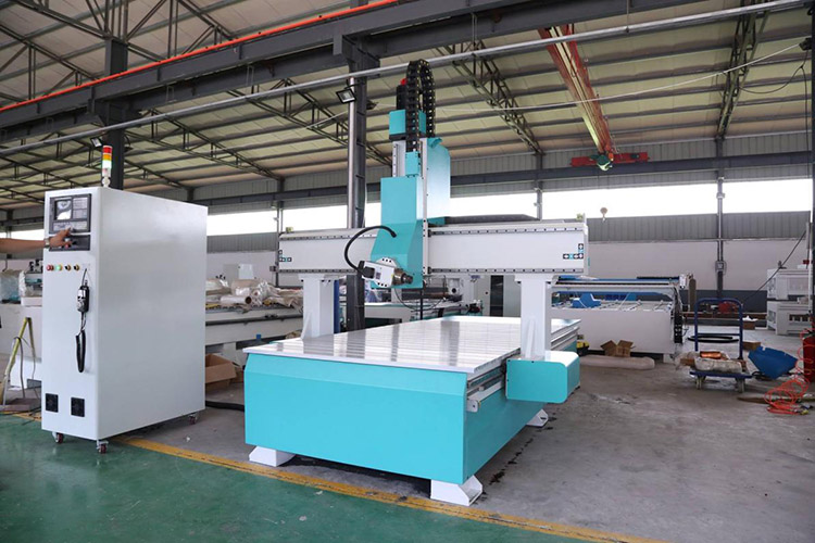 هنگام خرید دستگاه CNC باید به چه نکاتی توجه کنم؟